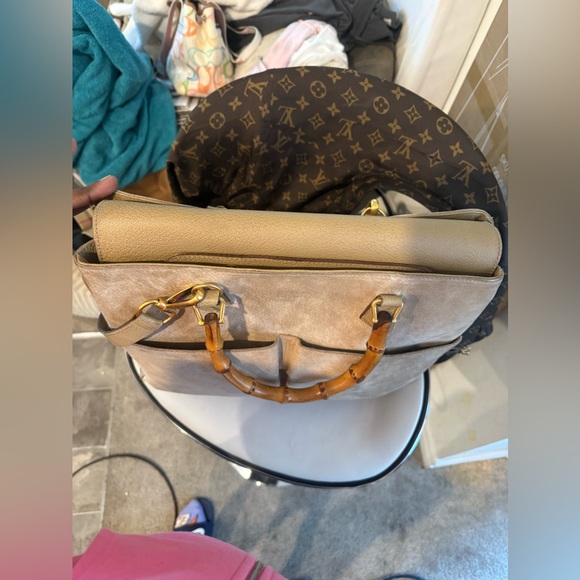 Elegant Tan Handbag with Bamboo Handle Purse As Is Please Look At Pictures Close - Picture 3 of 8